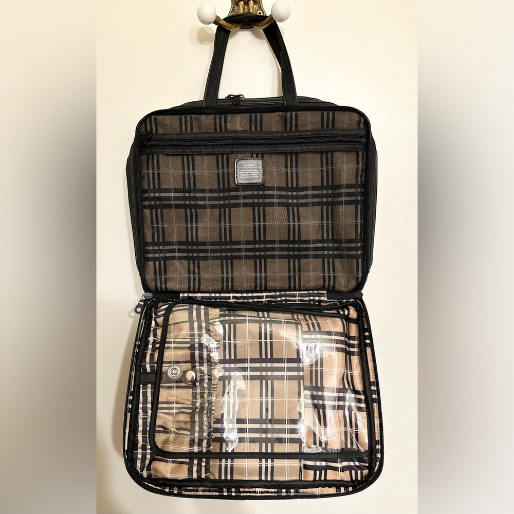 Modella Black Travel Cosmetic/Toiletry Bag
